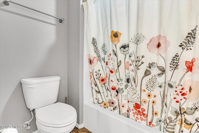 3156 S Three D Ct, Tucson, AZ 85713 - full bathroom featuring toilet, baseboards, and shower / bath combination with curtain