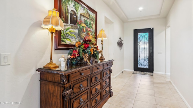 2230 E Thunder Bluff Dr, Green Valley, AZ 85614 - entrance foyer featuring light tile patterned floors and baseboards