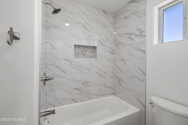 172 Vereda Cabrilla Ln, Rio Rico, AZ 85648 - bathroom with washtub / shower combination and toilet