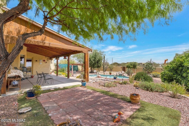 7871 W Tree Frog Trl, Tucson, AZ 85735 - view of patio / terrace featuring a fenced backyard