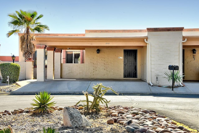 2712 N Beverly Ave, Tucson, AZ 85712 - view of southwest-style home