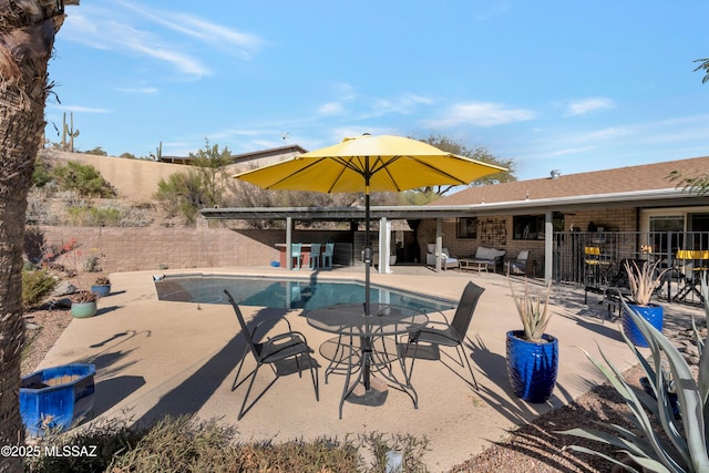 4921 N Boyd Ln, Tucson, AZ 85750 - view of pool featuring a patio, a fenced backyard, and a fenced in pool
