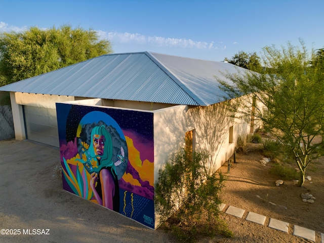 view of outdoor structure