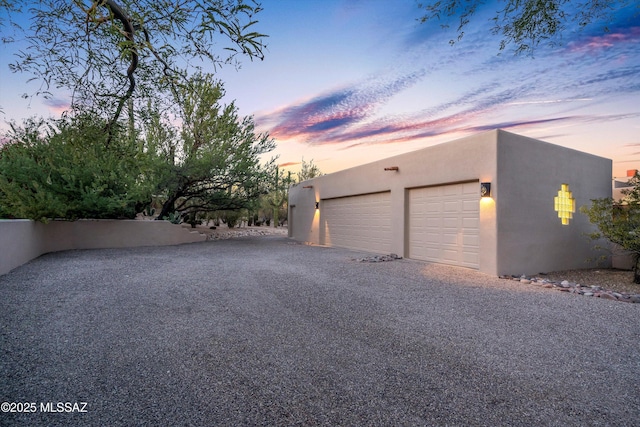 12431 E Cape Horn Dr, Tucson, AZ 85749 - view of garage