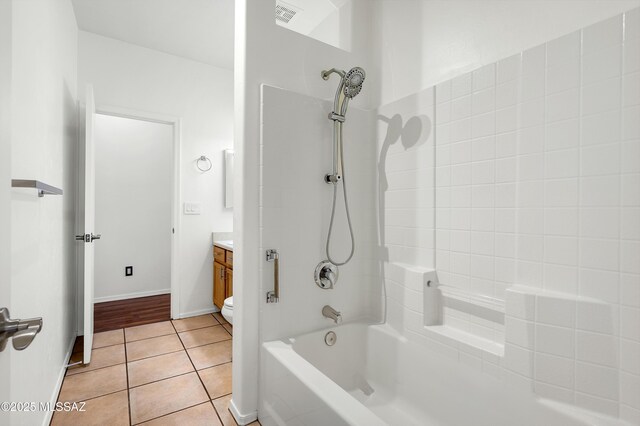 114 W Freddie Canyon Way, Oro Valley, AZ 85755 - full bath with tile patterned floors, visible vents, shower / tub combination, and vanity
