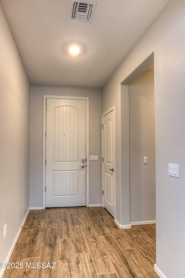 14172 E Vardo Dr, Vail, AZ 85641 - foyer featuring wood finished floors and baseboards