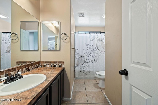 full bathroom featuring visible vents, tile patterned flooring, tasteful backsplash, vanity, and toilet