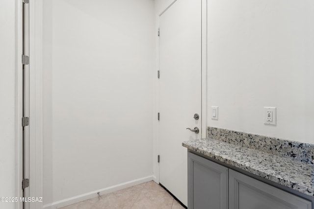 10337 S Pantano Knolls Dr, Vail, AZ 85641 - interior space with light tile patterned flooring and baseboards
