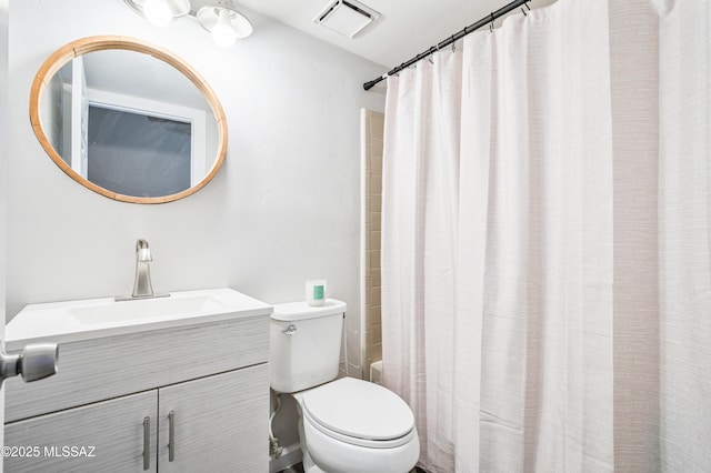 full bathroom featuring visible vents, shower / bathtub combination with curtain, toilet, and vanity