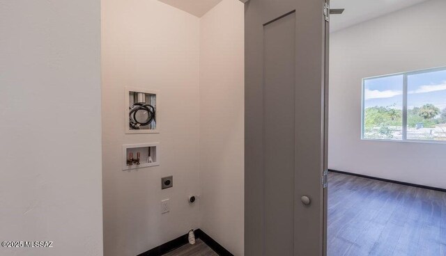 4270 E Broadway Blvd, Tucson, AZ 85711 - clothes washing area featuring laundry area, wood finished floors, baseboards, electric dryer hookup, and washer hookup