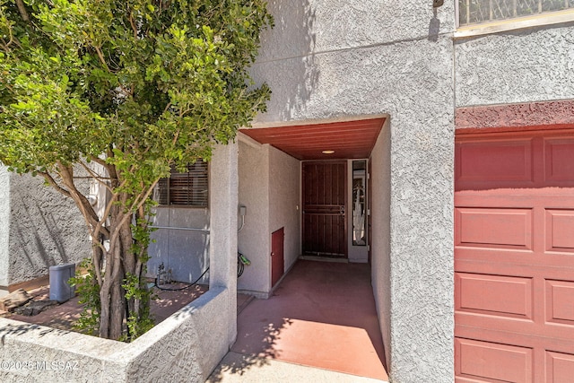 1525 N Bryant Ave, Tucson, AZ 85712 - view of exterior entry featuring stucco siding