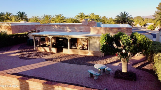 215 E Los Rincones, Green Valley, AZ 85614 - exterior space featuring a patio
