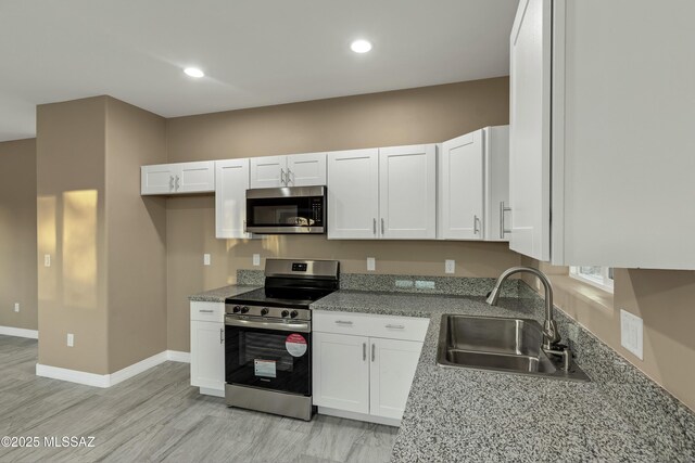 1153 Escorpion Ct, Rio Rico, AZ 85648 - full bath with a shower