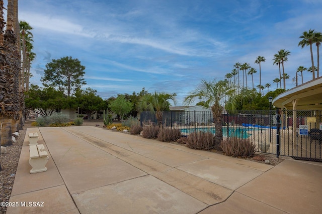 390 N Silverbell Rd, Tucson, AZ 85745 - community pool with fence
