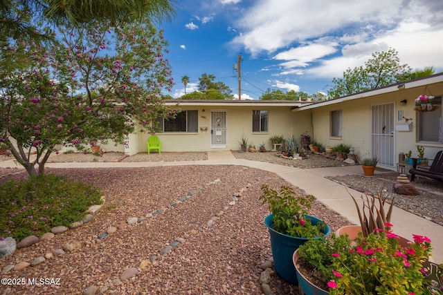 390 N Silverbell Rd, Tucson, AZ 85745 - view of single story home