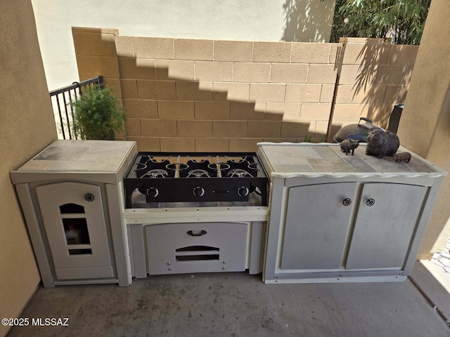 97 W Camino Rancho Palomas, Sahuarita, AZ 85629 - view of patio / terrace