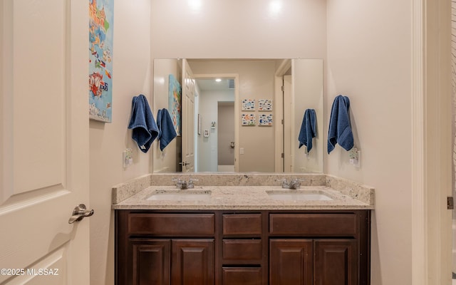 10199 S Pantano Knolls Dr, Vail, AZ 85641 - full bath featuring double vanity and a sink
