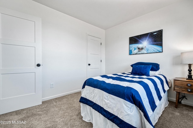 7555 E 25th St, Tucson, AZ 85710 - carpeted bedroom with baseboards