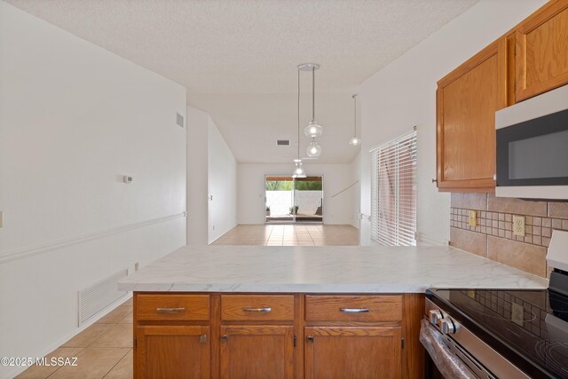 3564 W Sky Ridge Loop, Tucson, AZ 85742 - spare room featuring carpet floors, ceiling fan, and baseboards