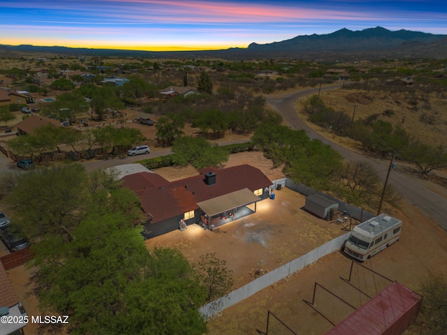 bird's eye view featuring a mountain view