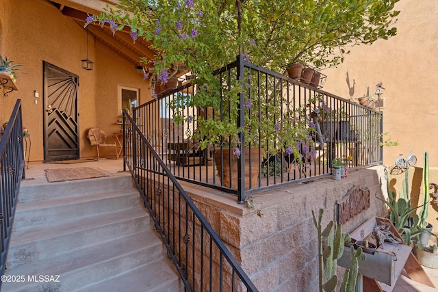 1408 W Kandy Ct, Tucson, AZ 85745 - view of stairs