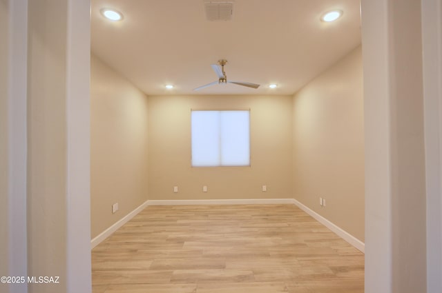 62908 E Thunder Rock Dr, Tucson, AZ 85739 - unfurnished room with a ceiling fan, recessed lighting, baseboards, visible vents, and light wood-type flooring
