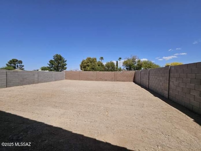 9817 E Gray Hawk Dr, Tucson, AZ 85730 - view of yard with a fenced backyard