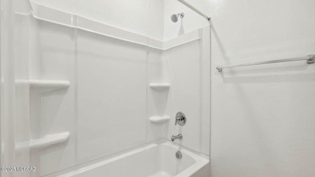 bathroom featuring shower / bath combination