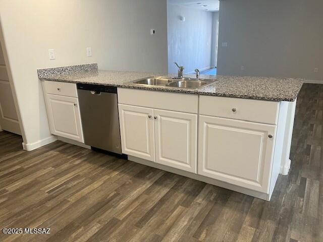 365 S Redwood Loop, Benson, AZ 85602 - kitchen with stainless steel dishwasher, dark wood finished floors, a sink, and stone counters