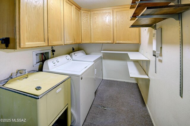 810 E Placita Leslie, Tucson, AZ 85718 - clothes washing area with carpet, a sink, cabinet space, baseboards, and independent washer and dryer