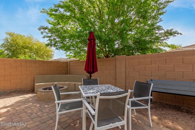1933 E Lafayette Ave, Gilbert, AZ 85298 - view of patio with fence and outdoor dining space