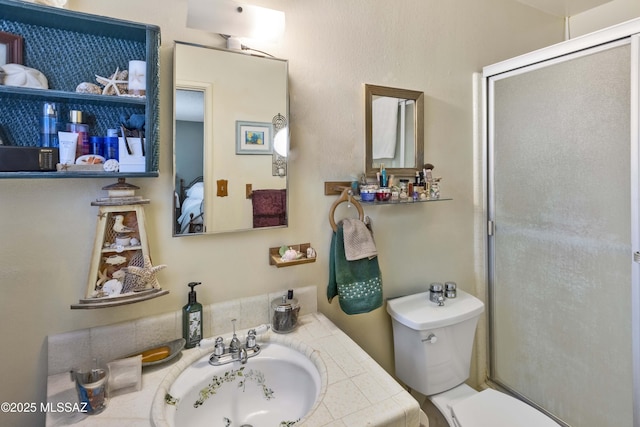 575 N Robles Rd, Oracle, AZ 85623 - full bath featuring a stall shower, toilet, and vanity