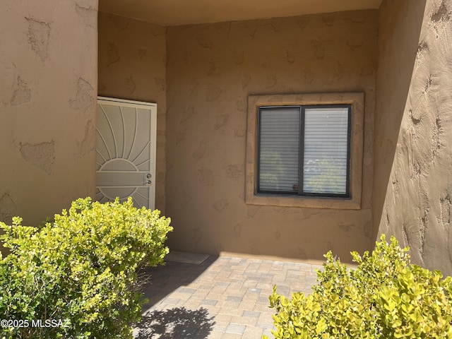 9454 E Lanterra Ct, Tucson, AZ 85710 - view of exterior entry