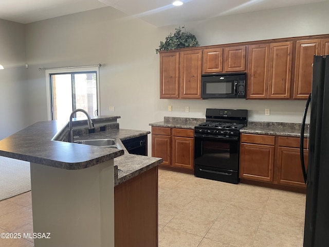 9454 E Lanterra Ct, Tucson, AZ 85710 - kitchen with a sink, dark countertops, and black appliances
