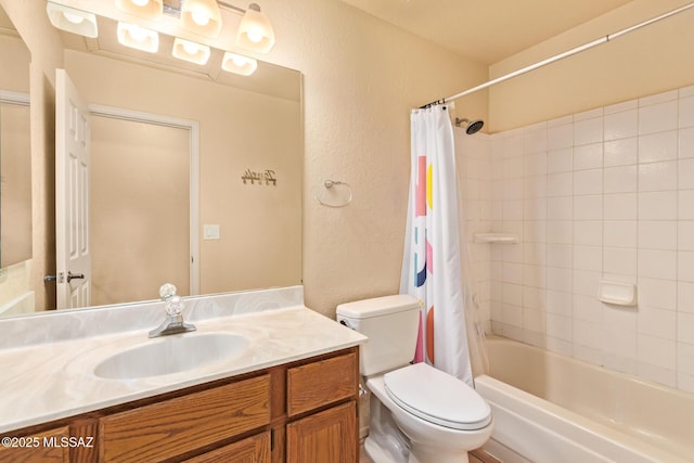 4755 W Lessing Ln, Tucson, AZ 85742 - full bath featuring toilet, vanity, a textured wall, and shower / tub combo with curtain