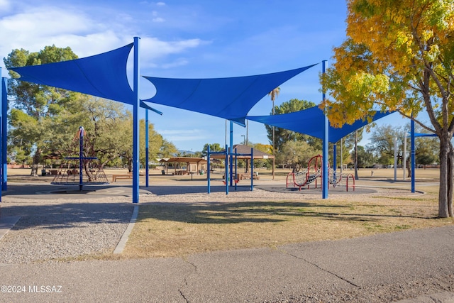 4029 E Fort Lowell Rd, Tucson, AZ 85712 - view of community playground