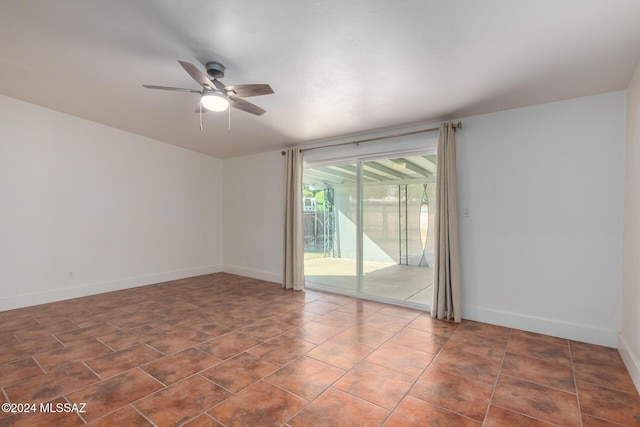 4367 N Radin Ave, Tucson, AZ 85705 - unfurnished room with baseboards and a ceiling fan