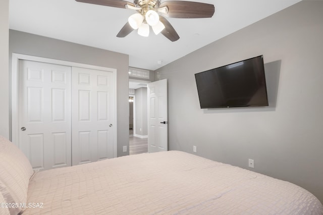 3443 W Tailfeather Dr, Marana, AZ 85658 - bedroom featuring a closet and a ceiling fan