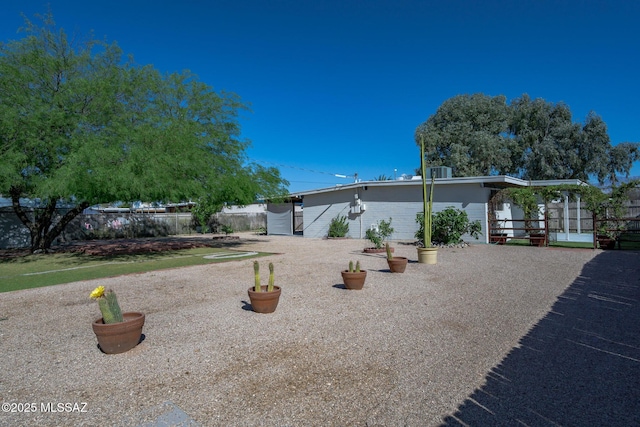 6664 E Mary Dr, Tucson, AZ 85730 - view of front of home with fence
