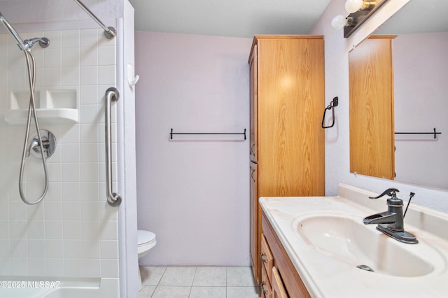 2831 W Puccini Pl, Tucson, AZ 85741 - bathroom featuring vanity, toilet, tile patterned flooring, and shower / bathtub combination