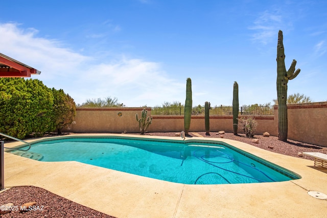 2831 W Puccini Pl, Tucson, AZ 85741 - view of swimming pool with a fenced backyard and a patio area