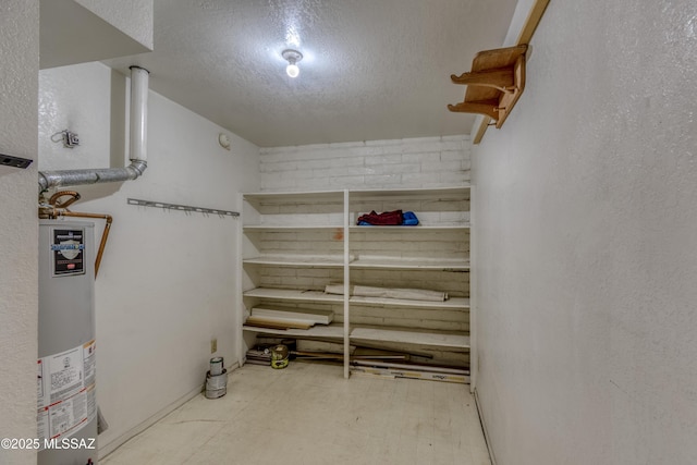 2777 N Treat Ave, Tucson, AZ 85716 - storage area with water heater