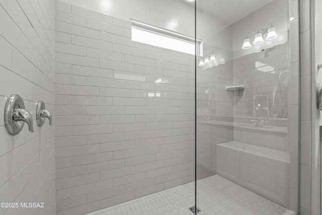 17303 S Nicholas Falls Dr, Vail, AZ 85641 - bathroom featuring tiled shower