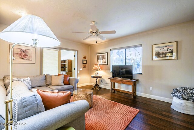 5800 N Placita Esplendora, Tucson, AZ 85718 - living area featuring a ceiling fan, hardwood / wood-style flooring, and baseboards