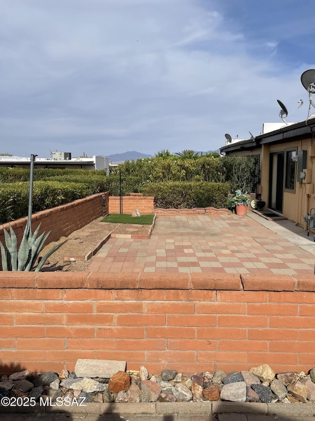 360 W Camino Del Sonador, Green Valley, AZ 85614 - view of patio with fence