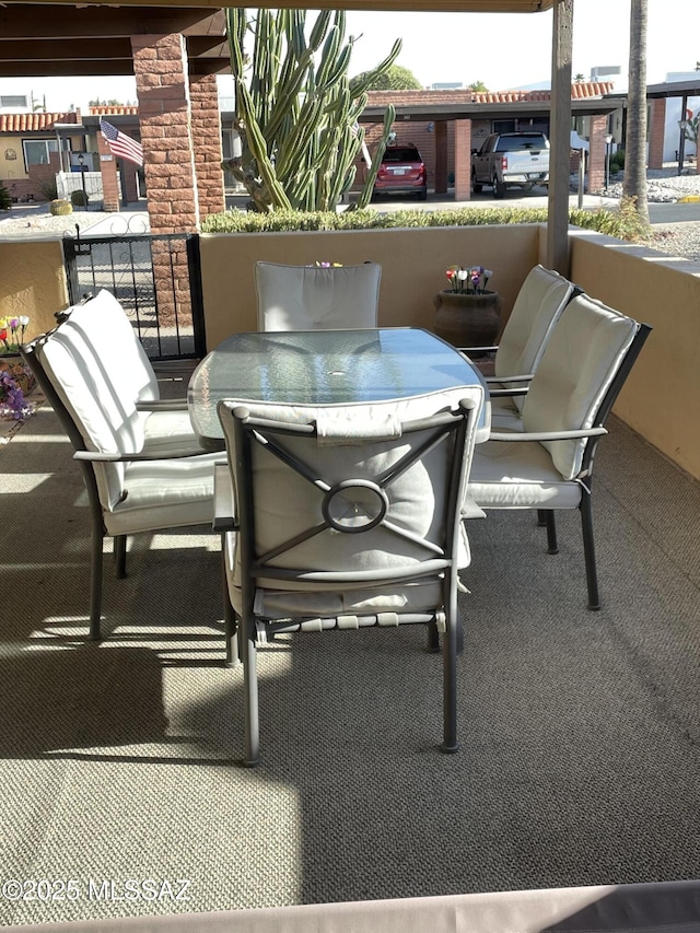 360 W Camino Del Sonador, Green Valley, AZ 85614 - balcony with outdoor dining space