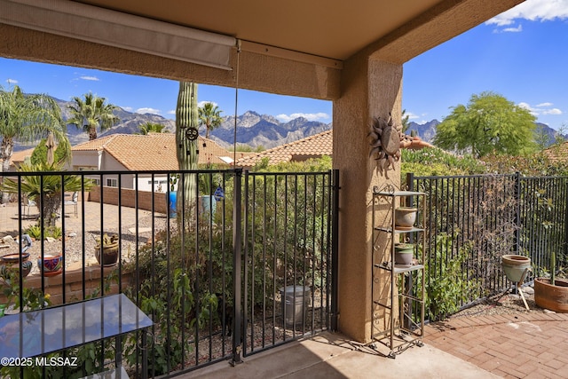 2246 E Amaranth St, Oro Valley, AZ 85755 - balcony featuring a mountain view