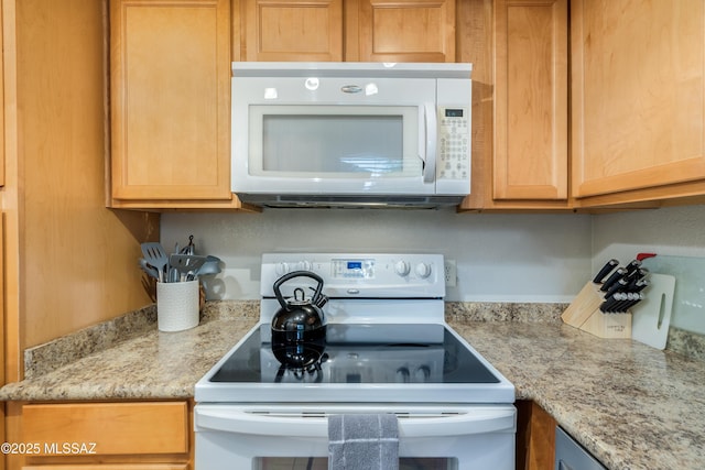 5855 N Kolb Rd Unit 1102, Tucson, AZ 85750 - kitchen featuring white appliances