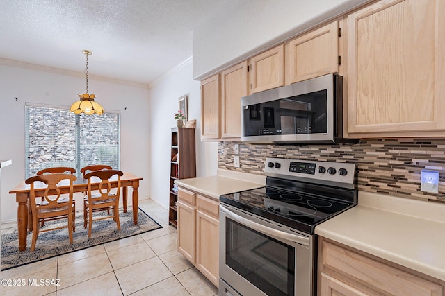 7050 E Sunrise Dr Unit 12106, Tucson, AZ 85750 - kitchen featuring light brown cabinetry, appliances with stainless steel finishes, crown molding, tasteful backsplash, and light countertops