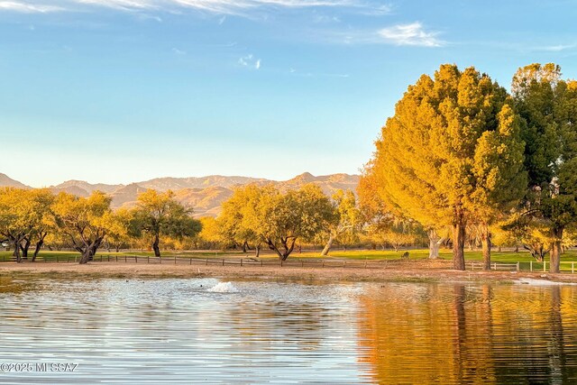 water view featuring mountains